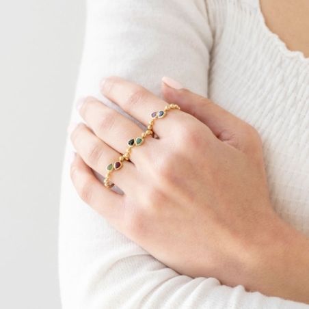 Anillo con Zafiro y Rubí Natural en Oro Amarillo de 18 KT puesto