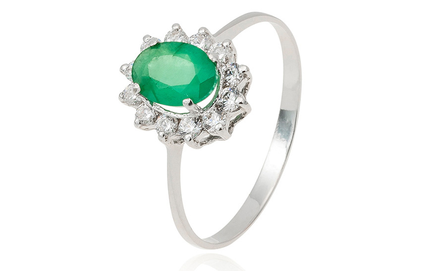 anillo de esmeralda